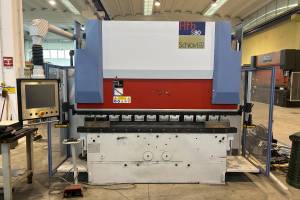 USED PRESS BRAKE retrofitted SCHIAVI HFB 80-25 year 2006